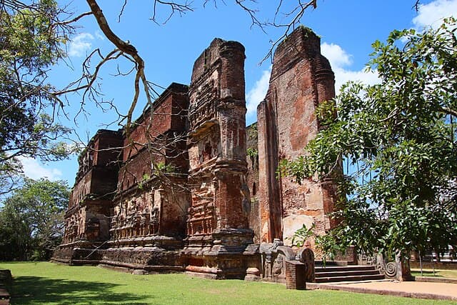 Polonnaruwa attraction 7